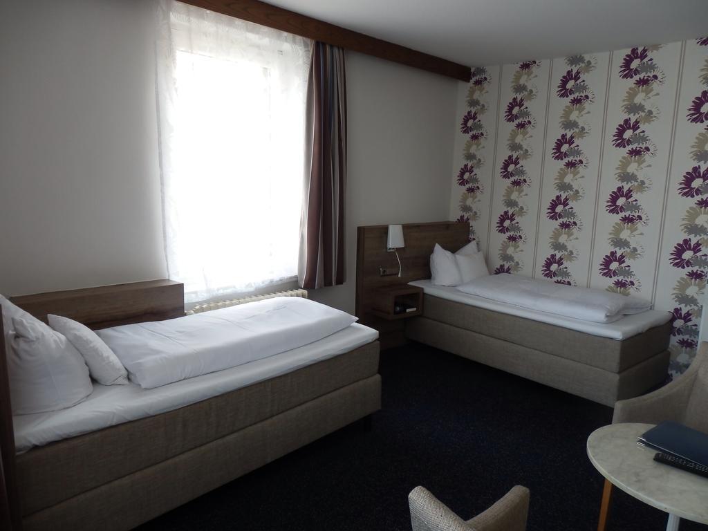 Hotel Rheinischer Hof Bad Breisig Phòng bức ảnh